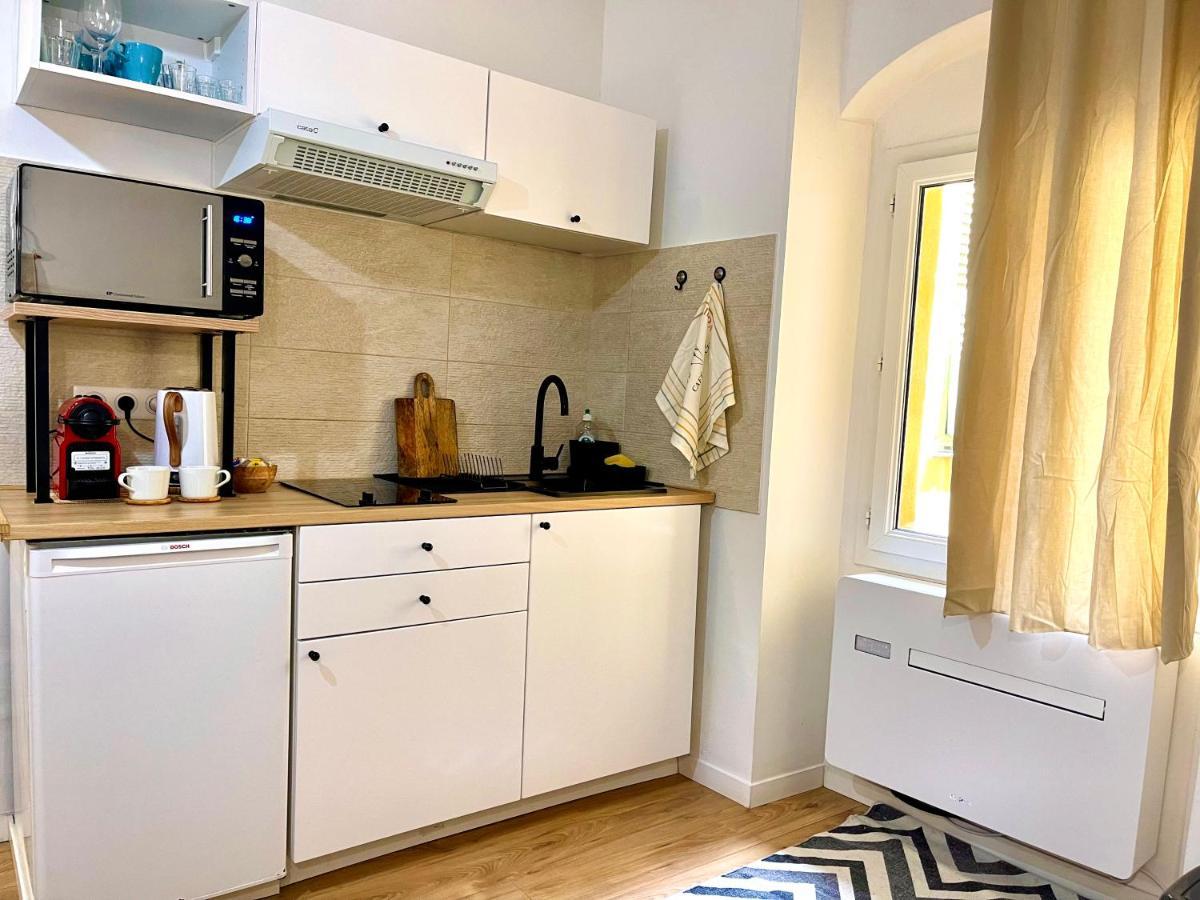 Cosy Modern In The Heart Of With Ac * Nice